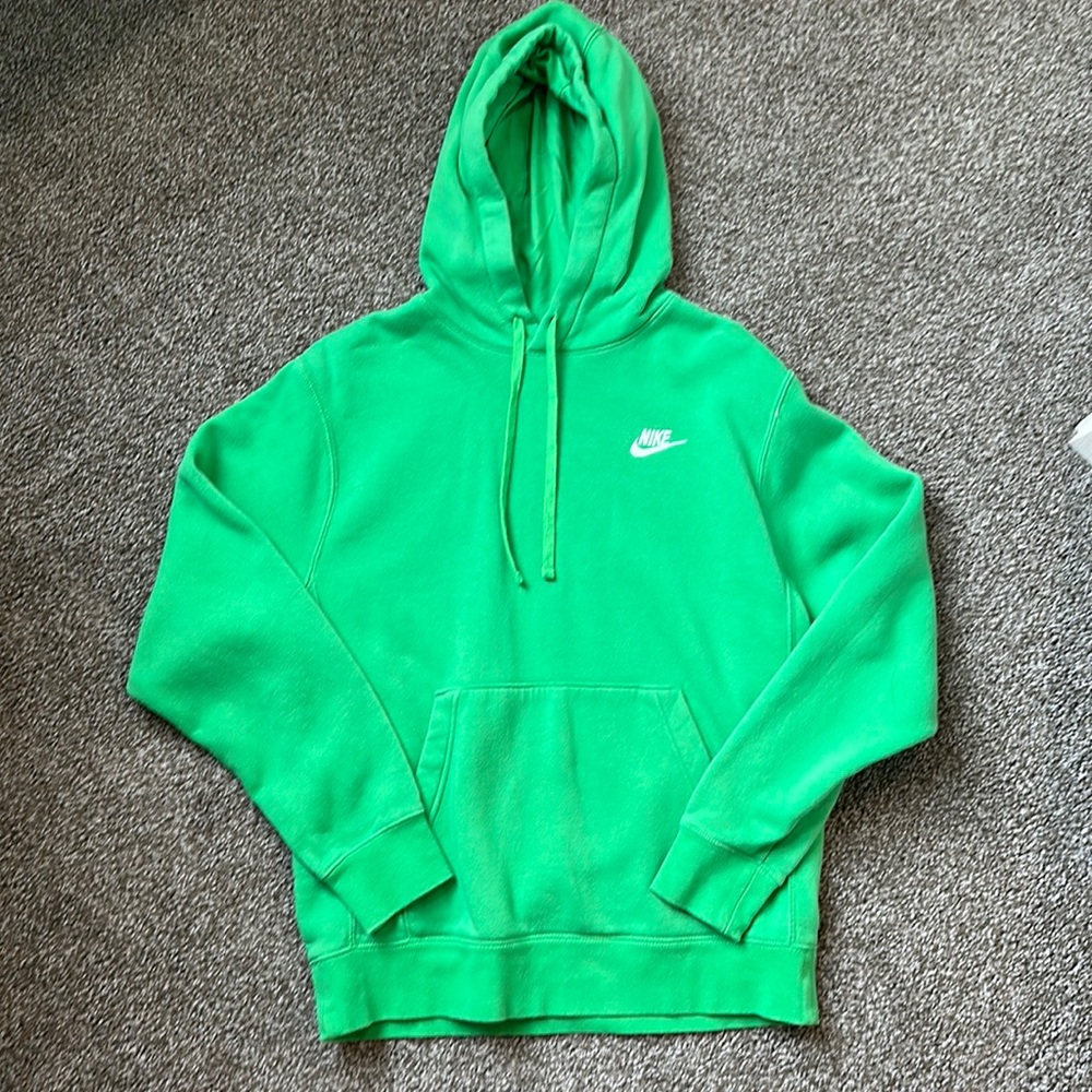 NWOT Nike Hoodie